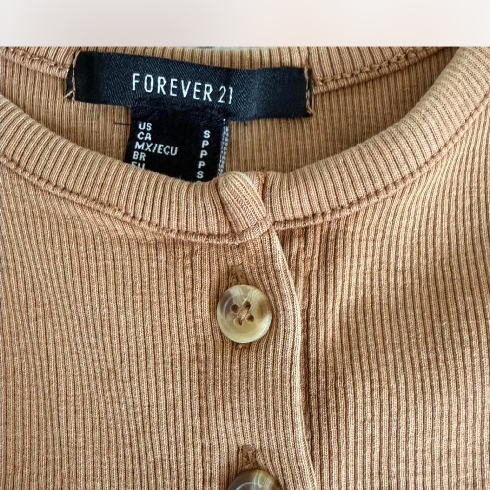 Forever 21 Animal Print and Camel Buttoned Tank Tops - Picture 4 of 6